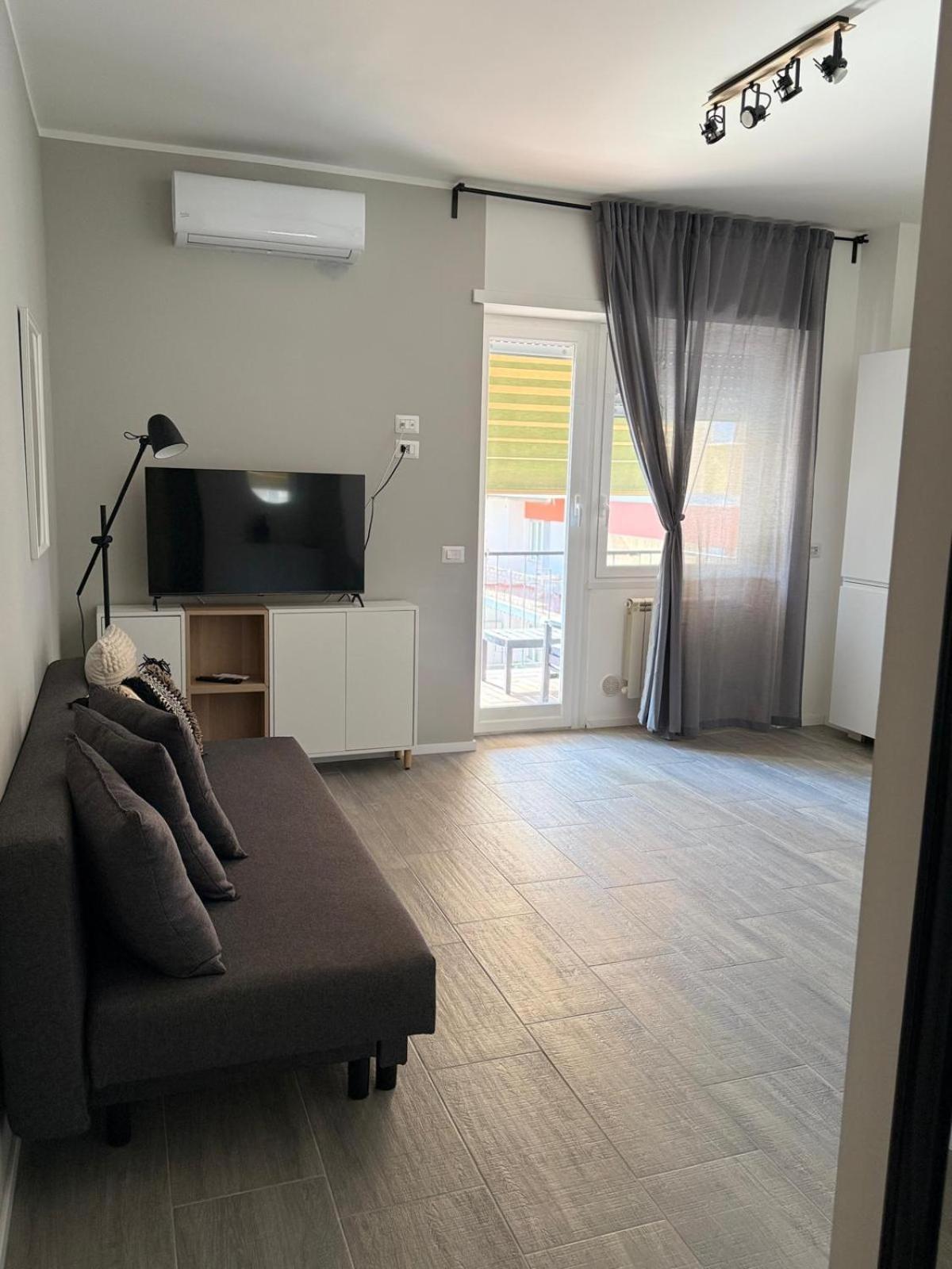 Tiburtina Flam Guest House Roma Dış mekan fotoğraf